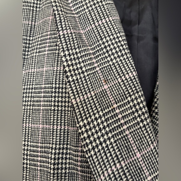 Vintage Women’s Pendleton White/Black Double Breasted Wool Blazer, pockets, 8 - Picture 6 of 13